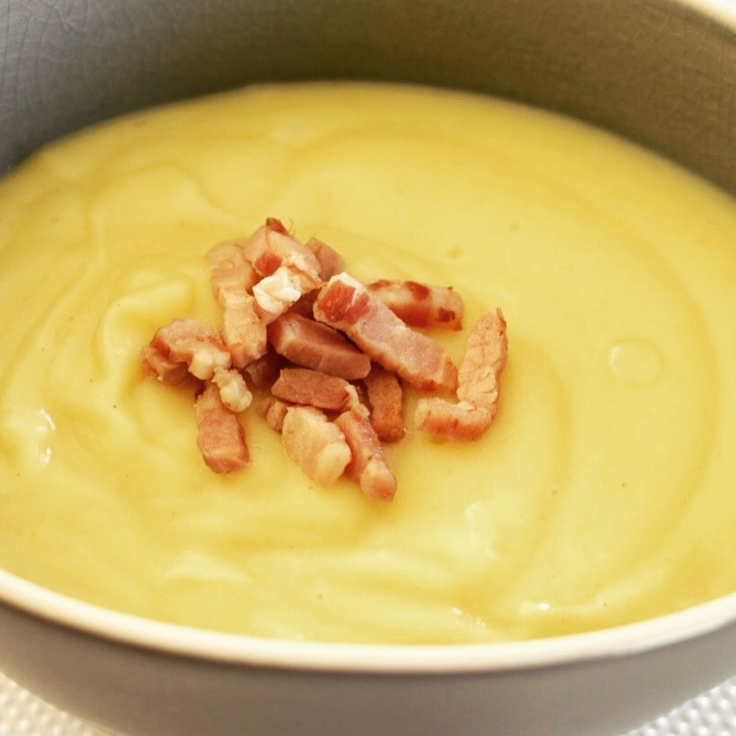 Velouté de panais à la pomme de terre et aux lardons